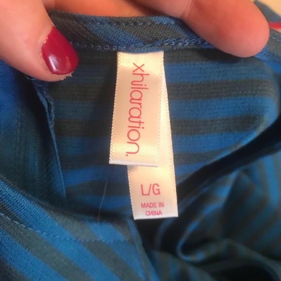 Blue striped dress with yellow belt - Picture 4 of 6